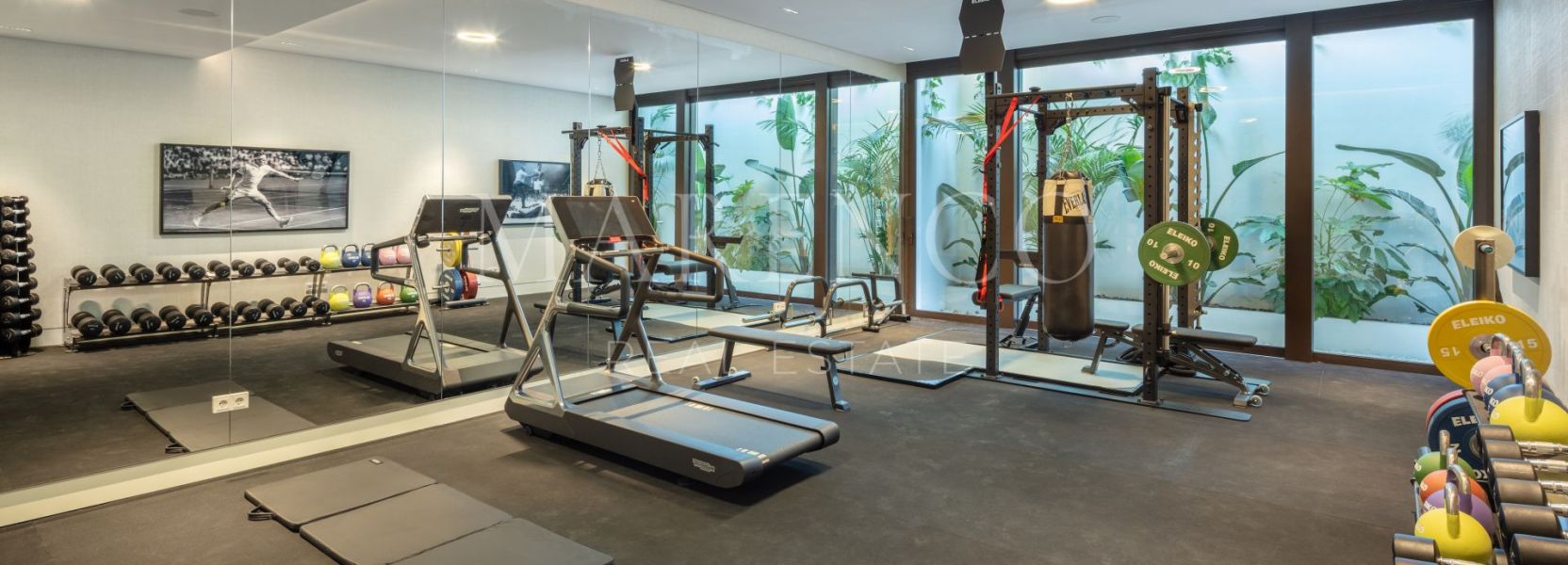 Villa  in La Cerquilla, Nueva Andalucia, Marbella