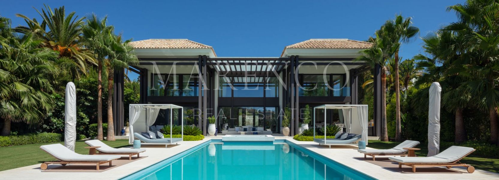 Villa  in La Cerquilla, Nueva Andalucia, Marbella
