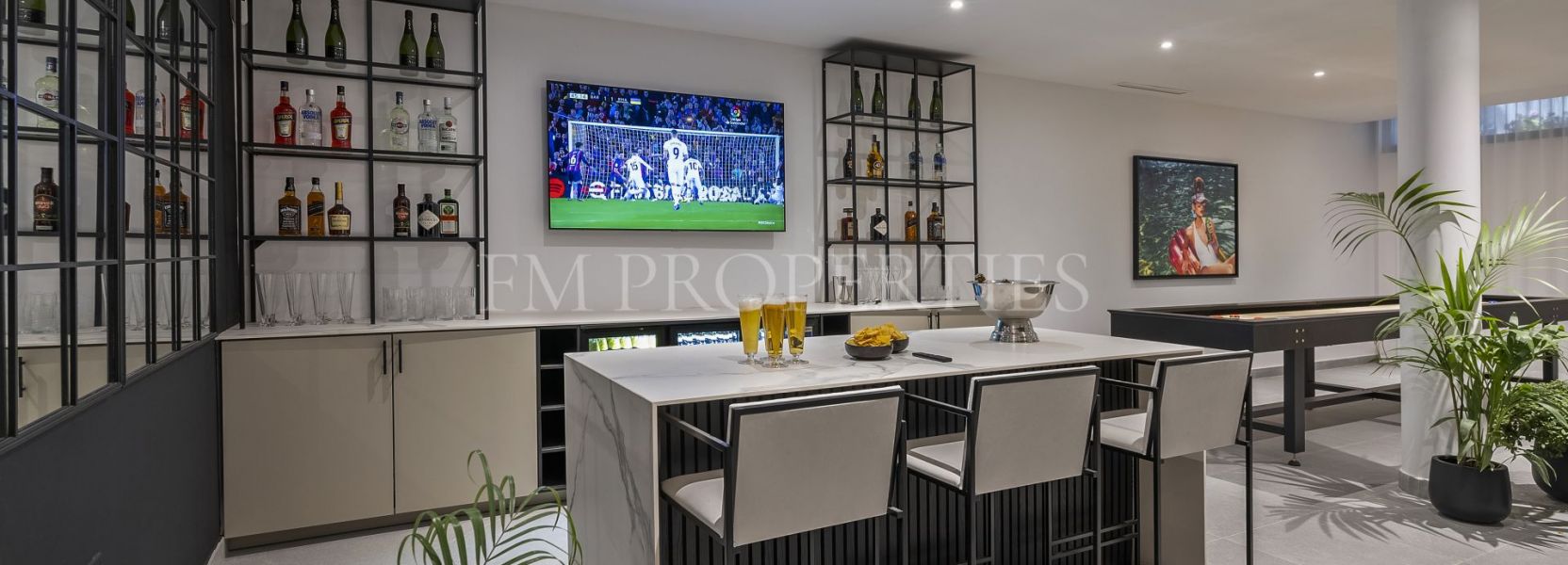 Villa  in Las Lomas de Nueva Andalucia, Nueva Andalucia, Marbella