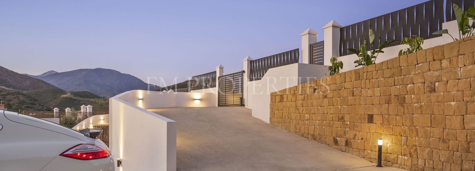 Villa  in Las Lomas de Nueva Andalucia, Nueva Andalucia, Marbella