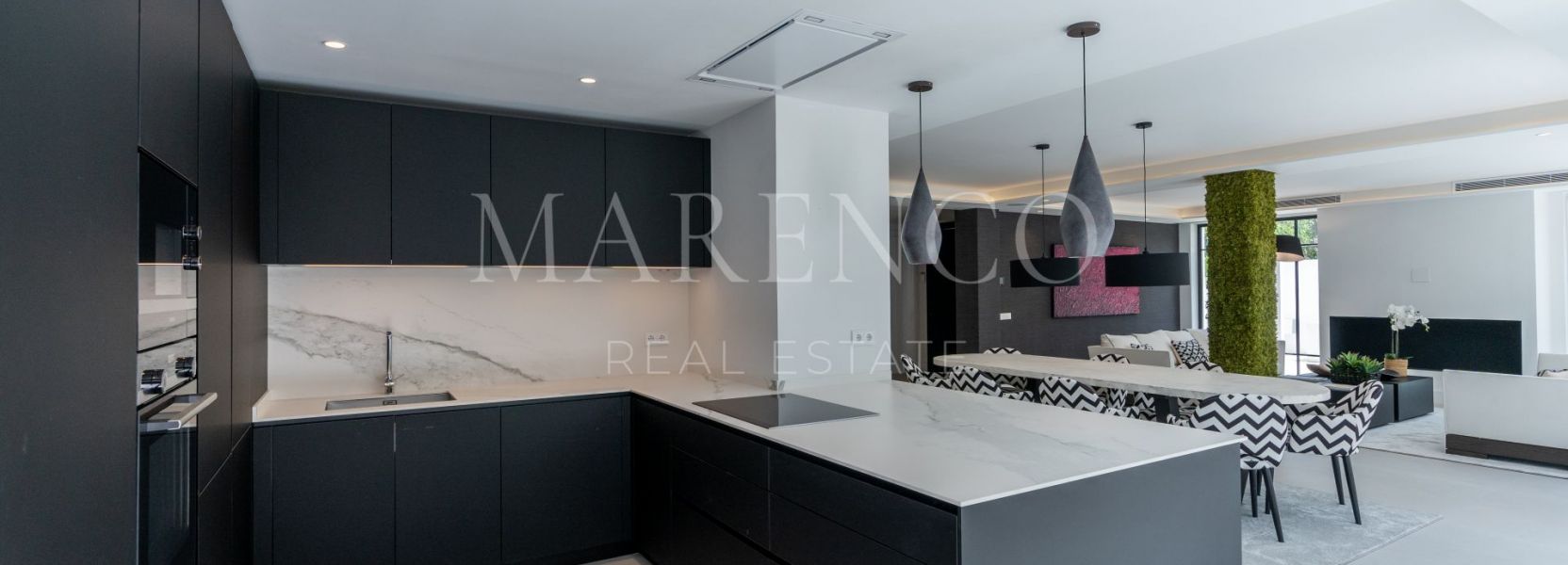 Villa  in Las Brisas, Nueva Andalucia, Marbella