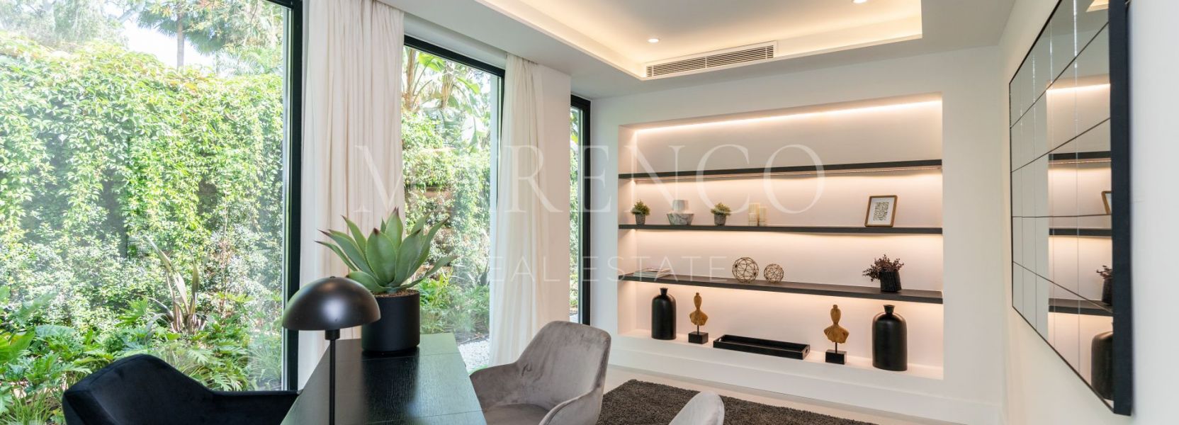 Villa  in Las Brisas, Nueva Andalucia, Marbella