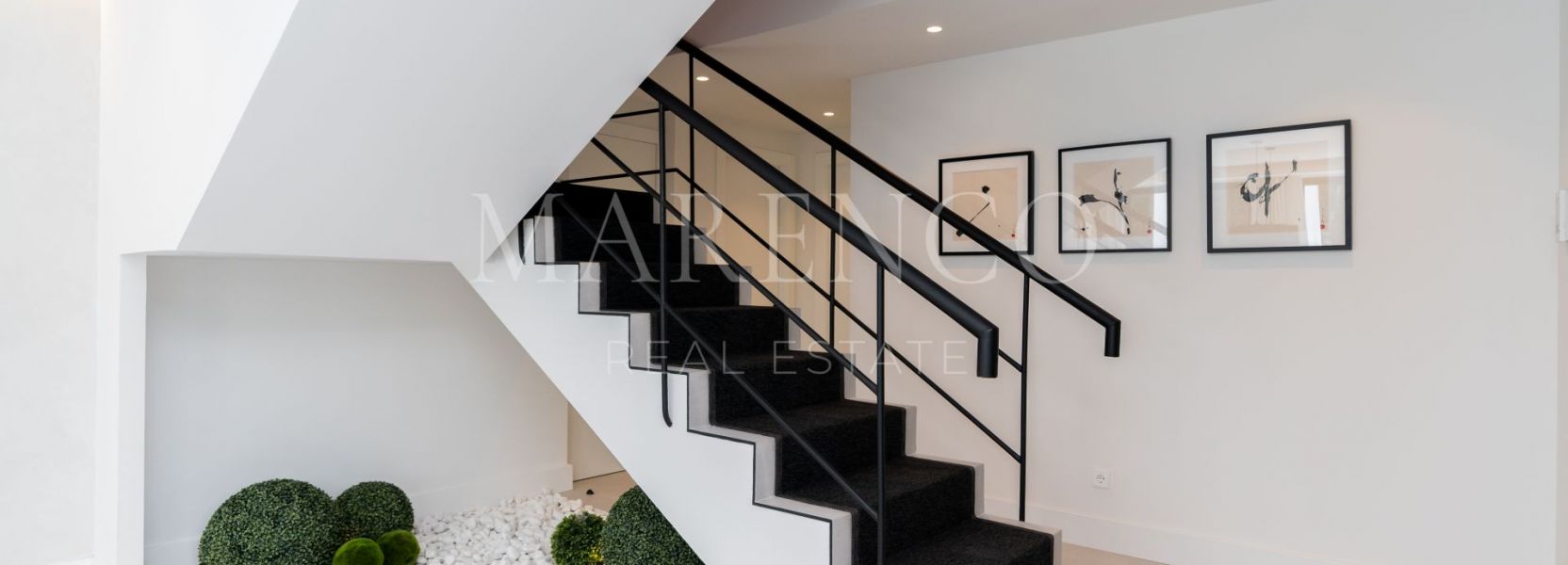 Villa  in Las Brisas, Nueva Andalucia, Marbella