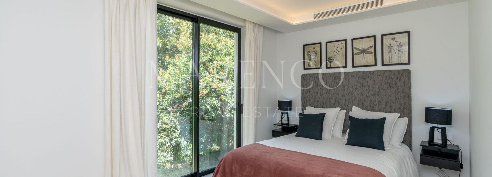 Villa  in Las Brisas, Nueva Andalucia, Marbella