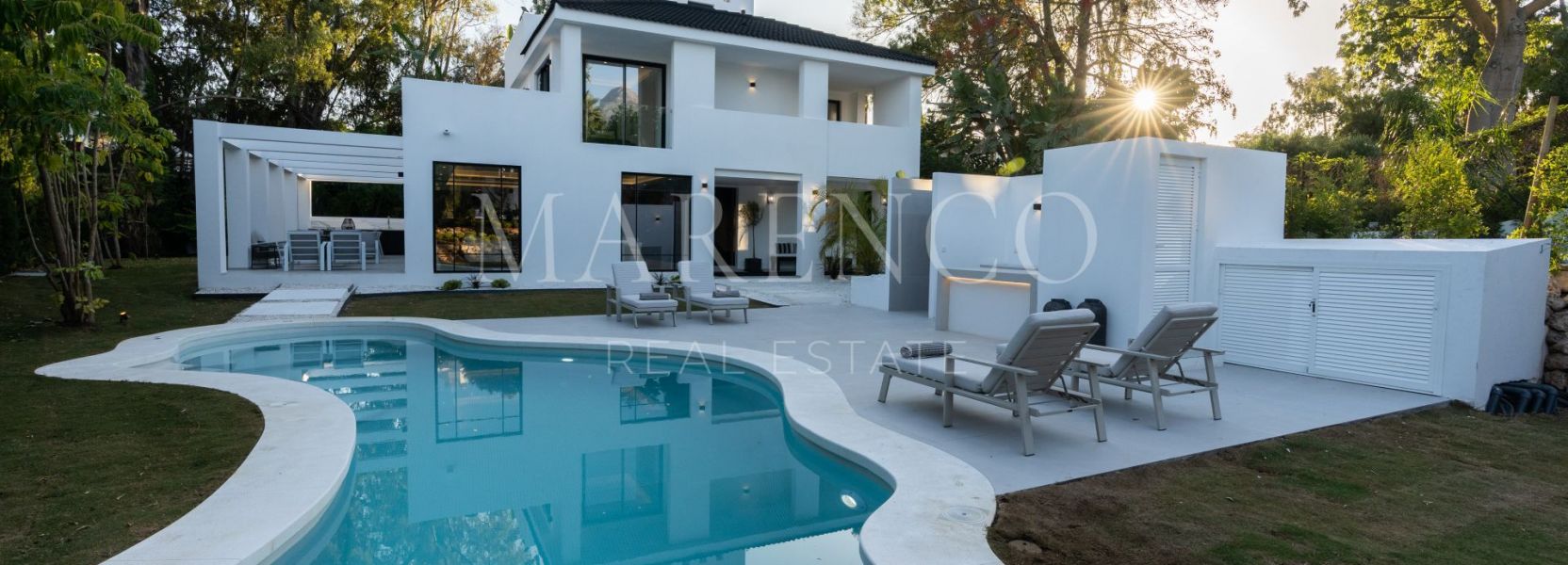 Villa  in Las Brisas, Nueva Andalucia, Marbella