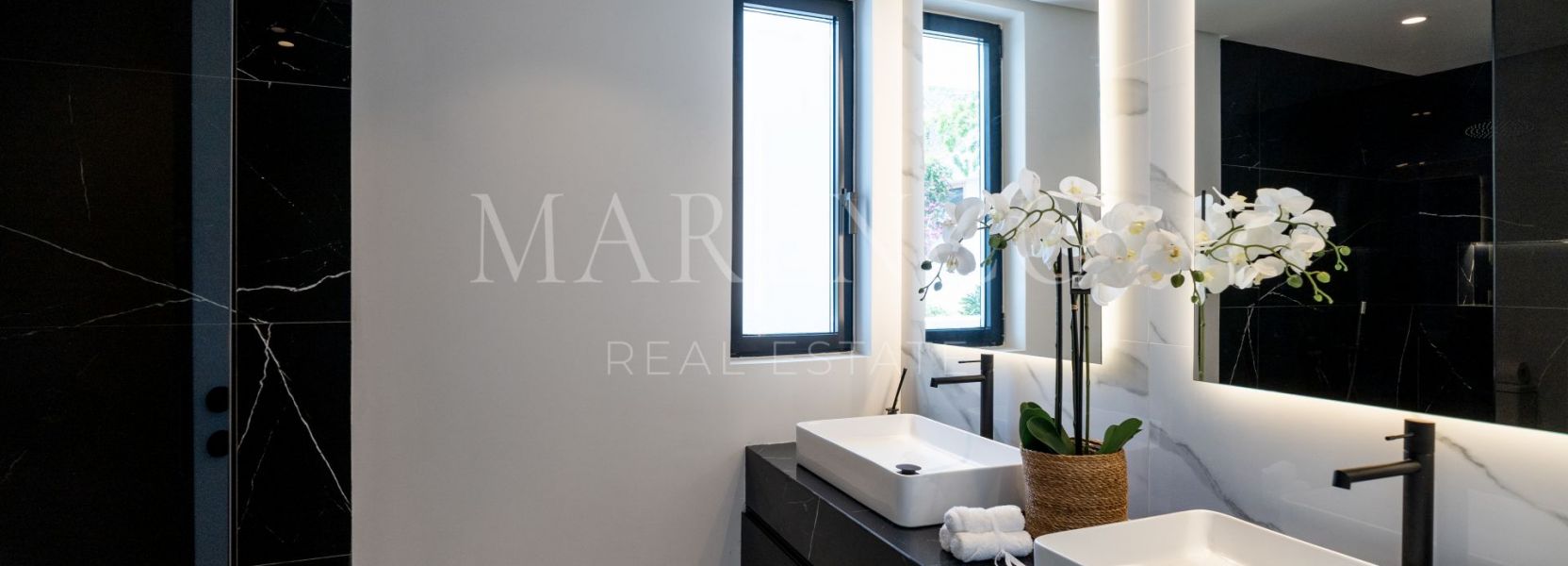 Villa  in Las Brisas, Nueva Andalucia, Marbella