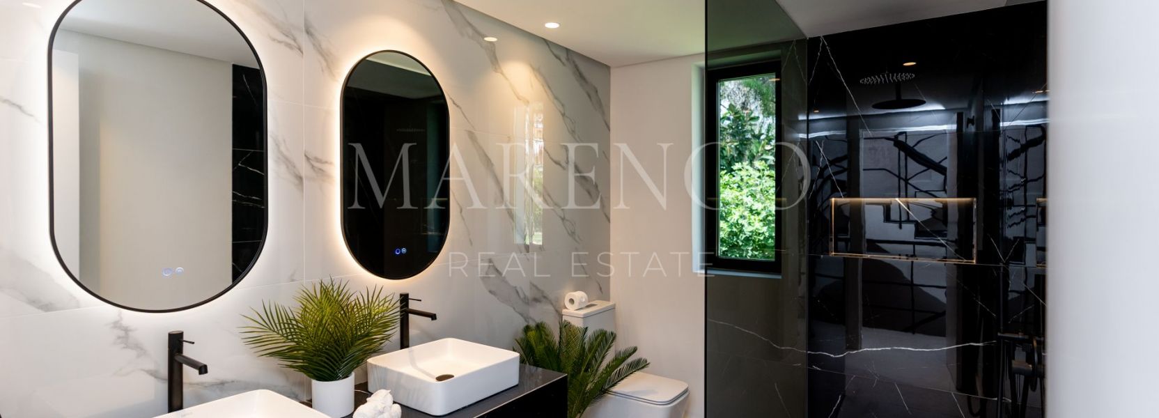 Villa  in Las Brisas, Nueva Andalucia, Marbella