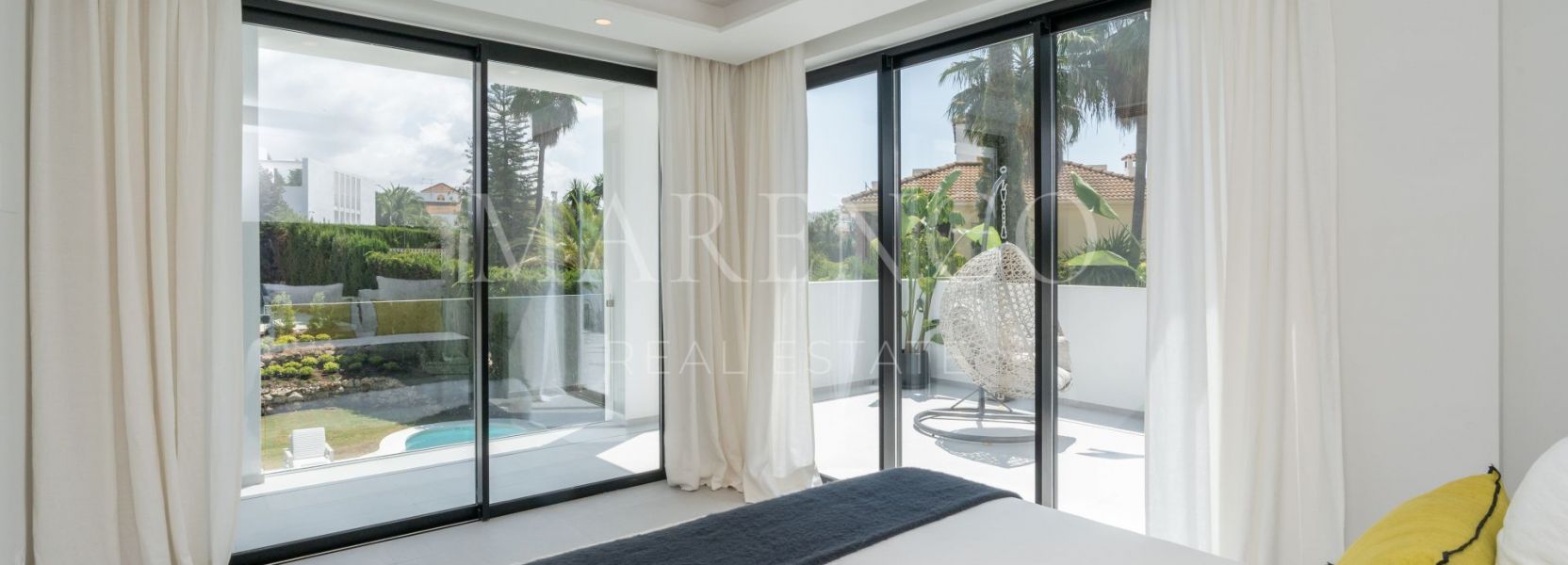 Villa  in Las Brisas, Nueva Andalucia, Marbella