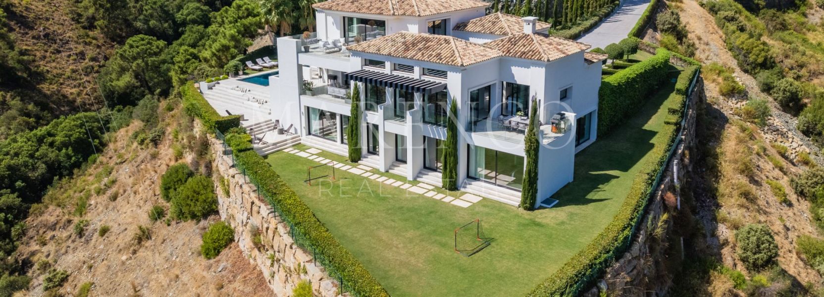 Villa  in El Madroñal, Benahavis