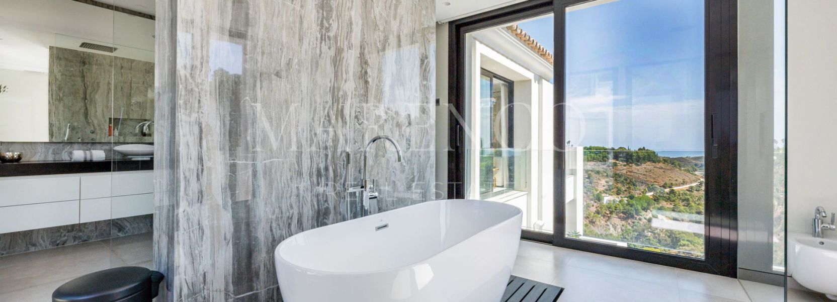 Villa  in El Madroñal, Benahavis