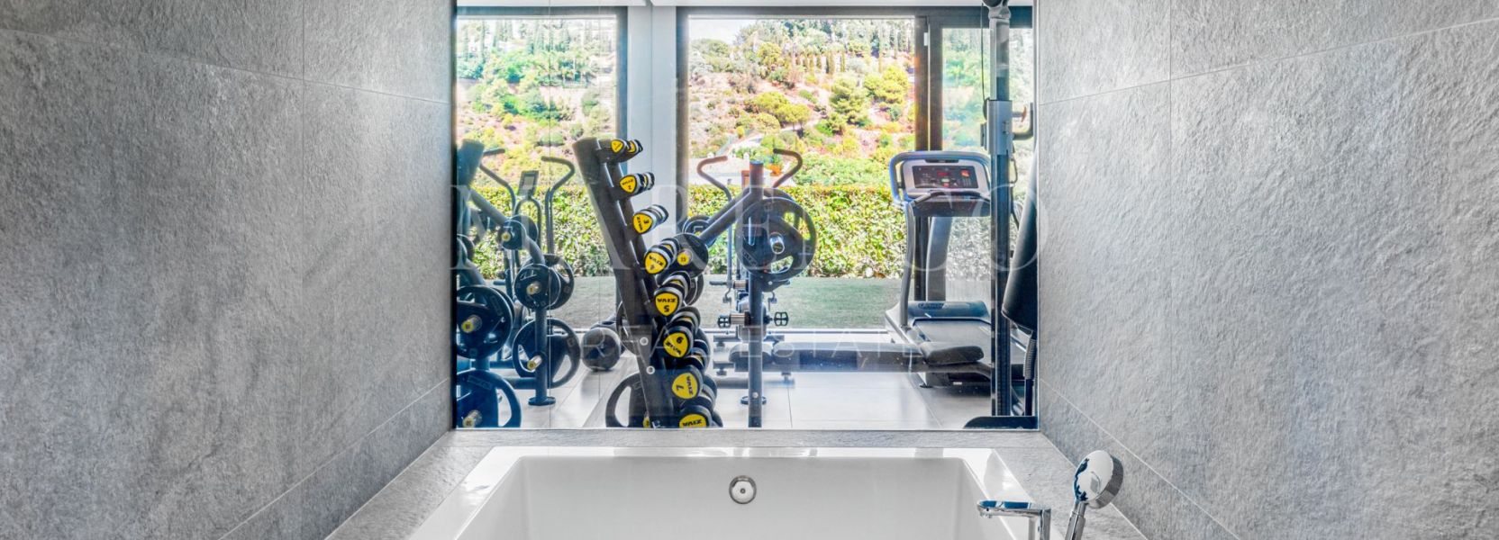 Villa  in El Madroñal, Benahavis