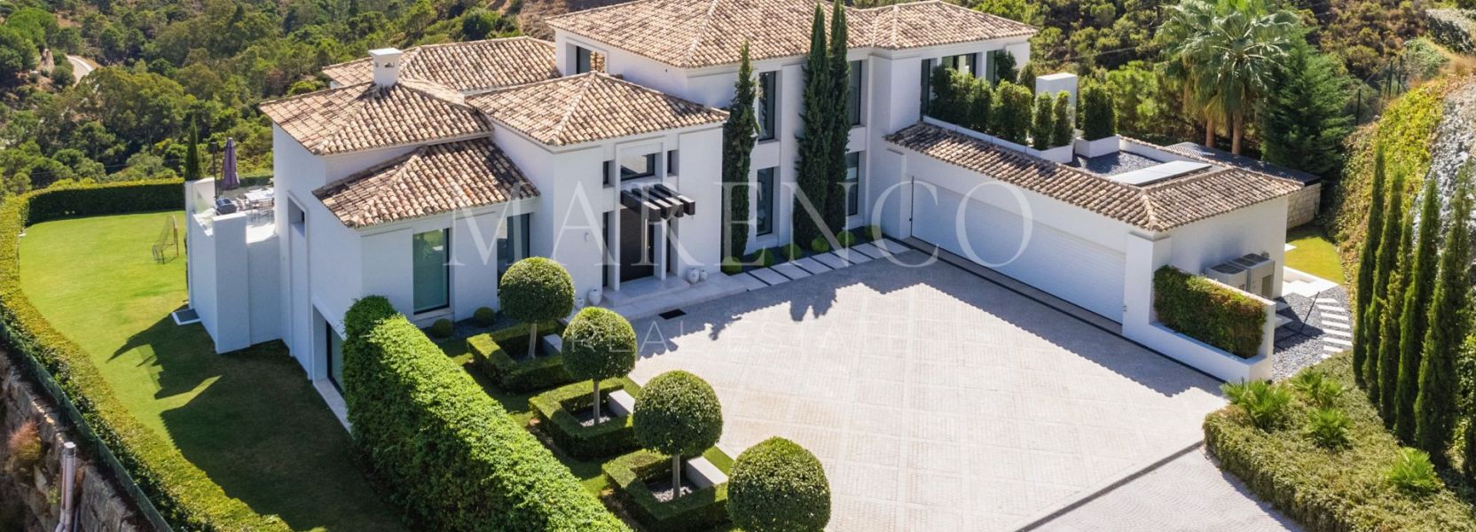 Villa  in El Madroñal, Benahavis