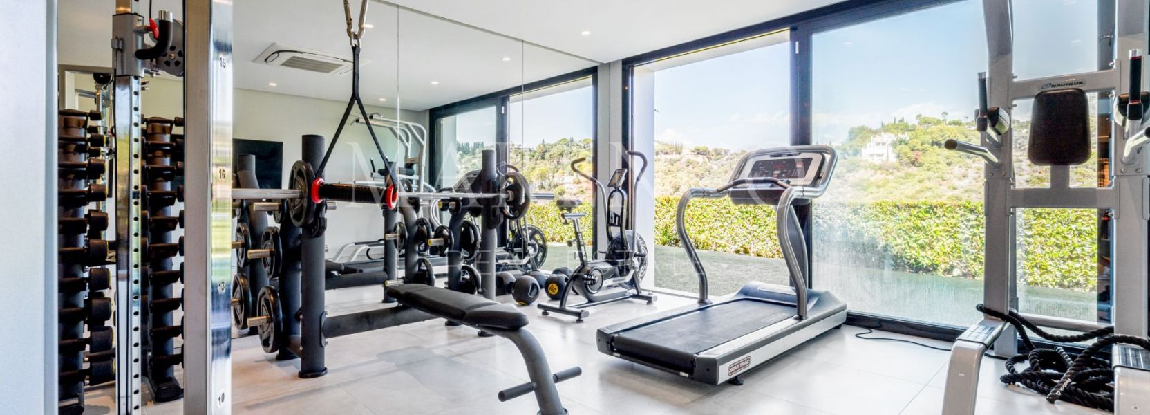 Villa  in El Madroñal, Benahavis