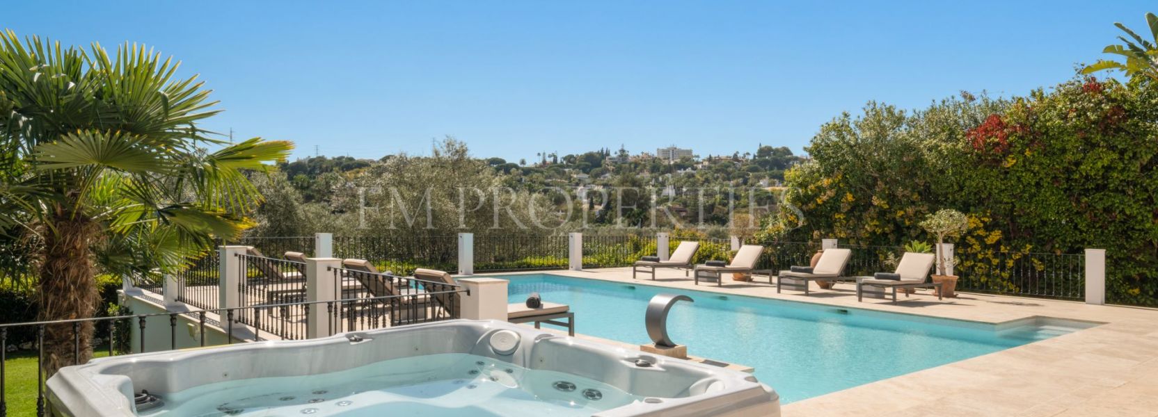 Villa  à Parcelas del Golf, Nueva Andalucia, Marbella