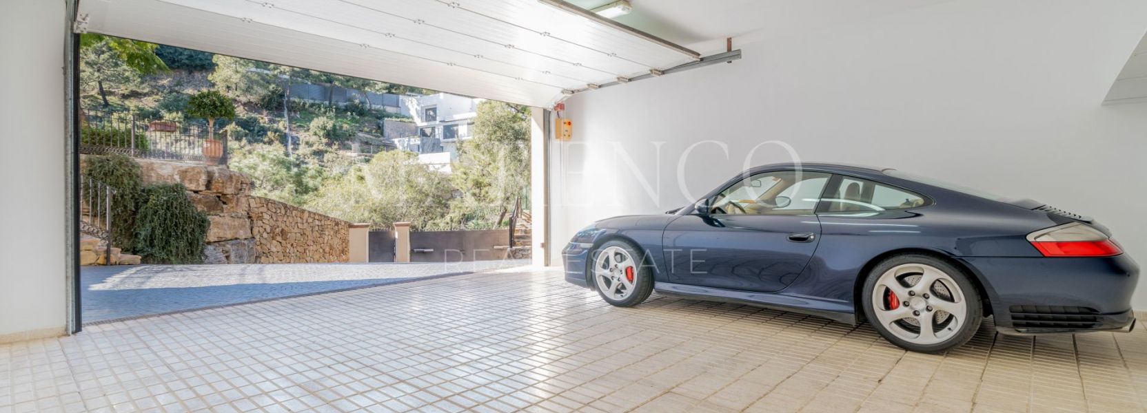 Villa  in El Madroñal, Benahavis