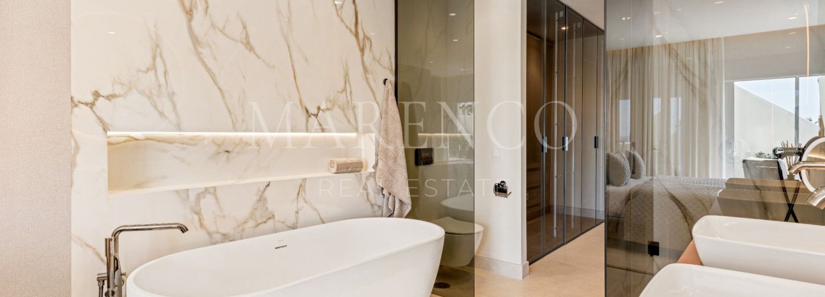 Penthouse in Bahía del Velerín, Estepona East, Estepona