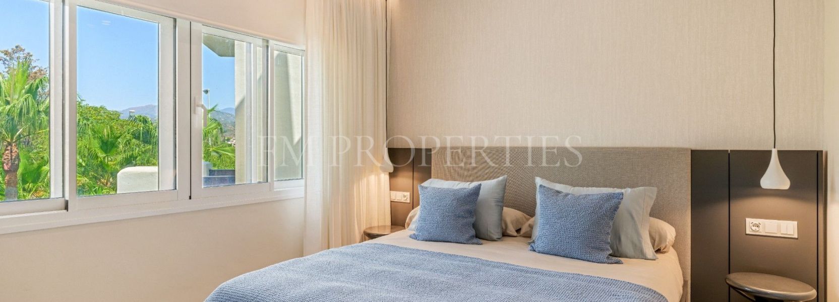 Appartement Terrasse  à Bahía del Velerín, Estepona Est, Estepona