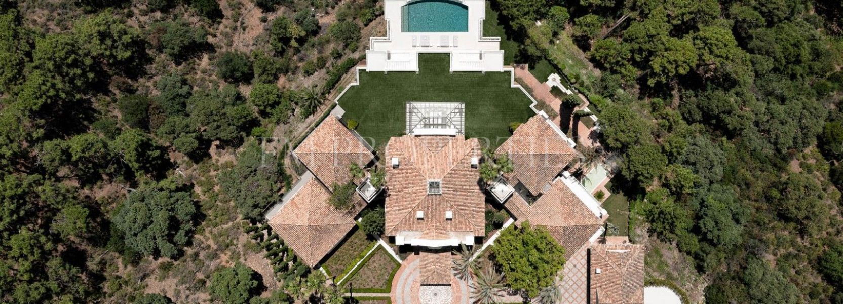 Villa  in La Zagaleta, Benahavis