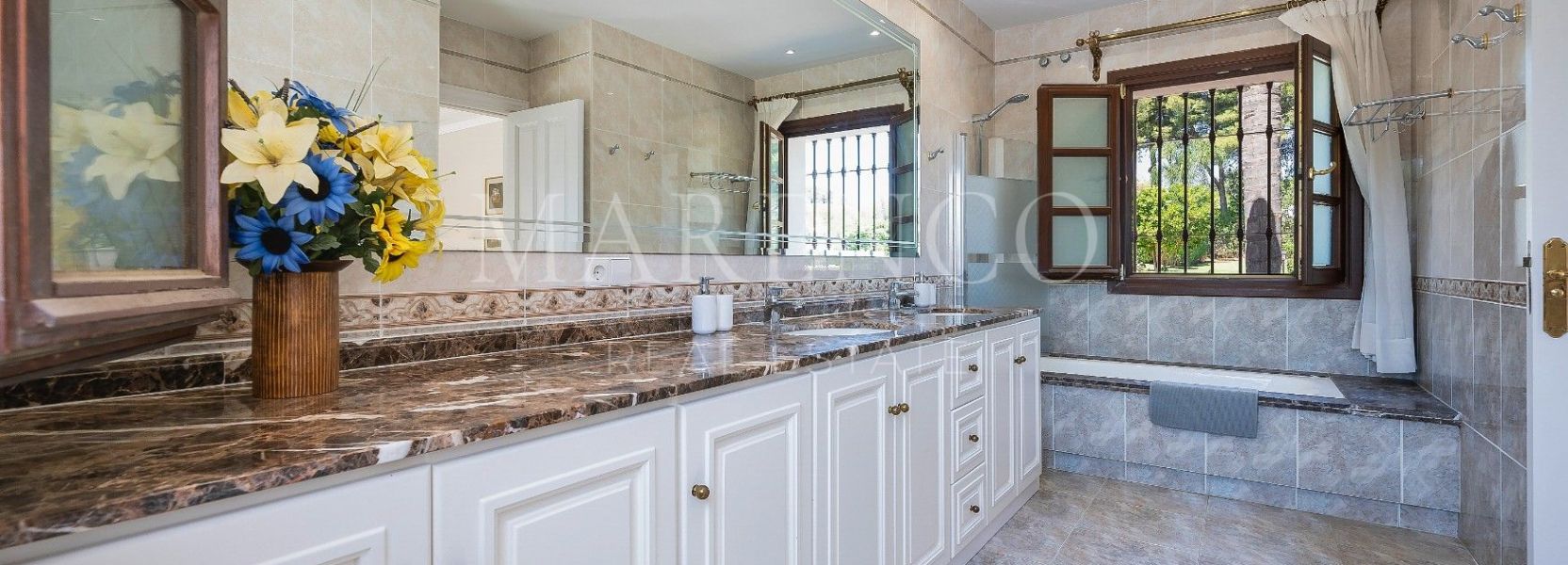 Villa  à Cancelada, Estepona Est, Estepona