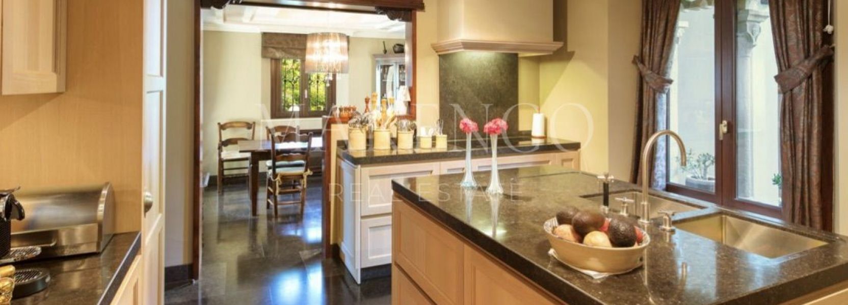 Villa  in Sierra Blanca, Marbella Golden Mile, Marbella