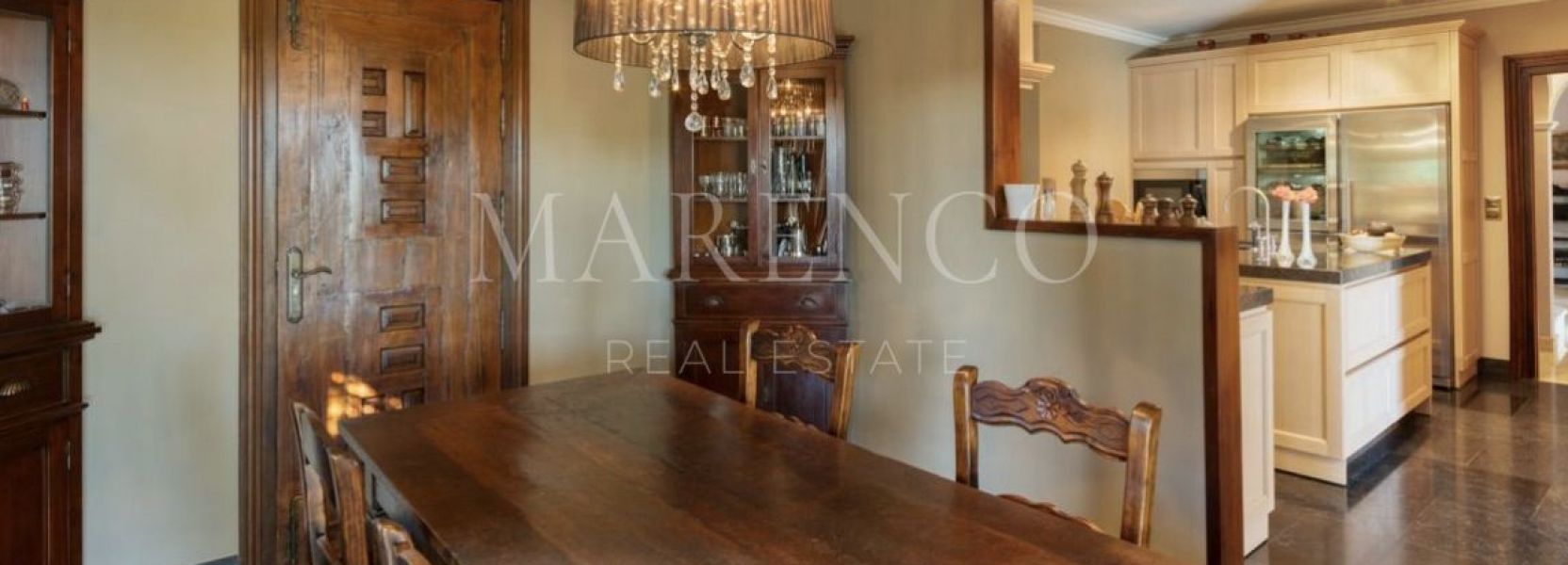 Villa  in Sierra Blanca, Marbella Golden Mile, Marbella