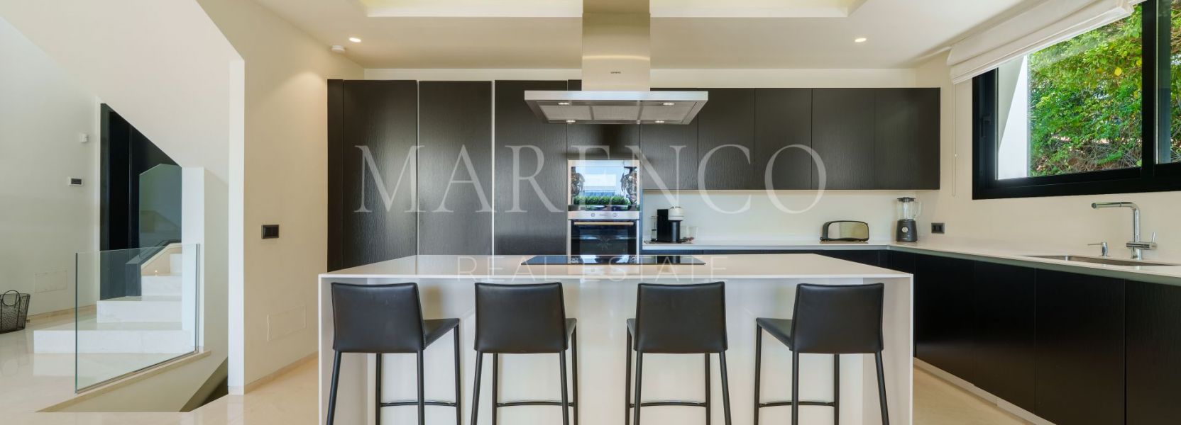 Villa in Nueva Andalucia, Marbella