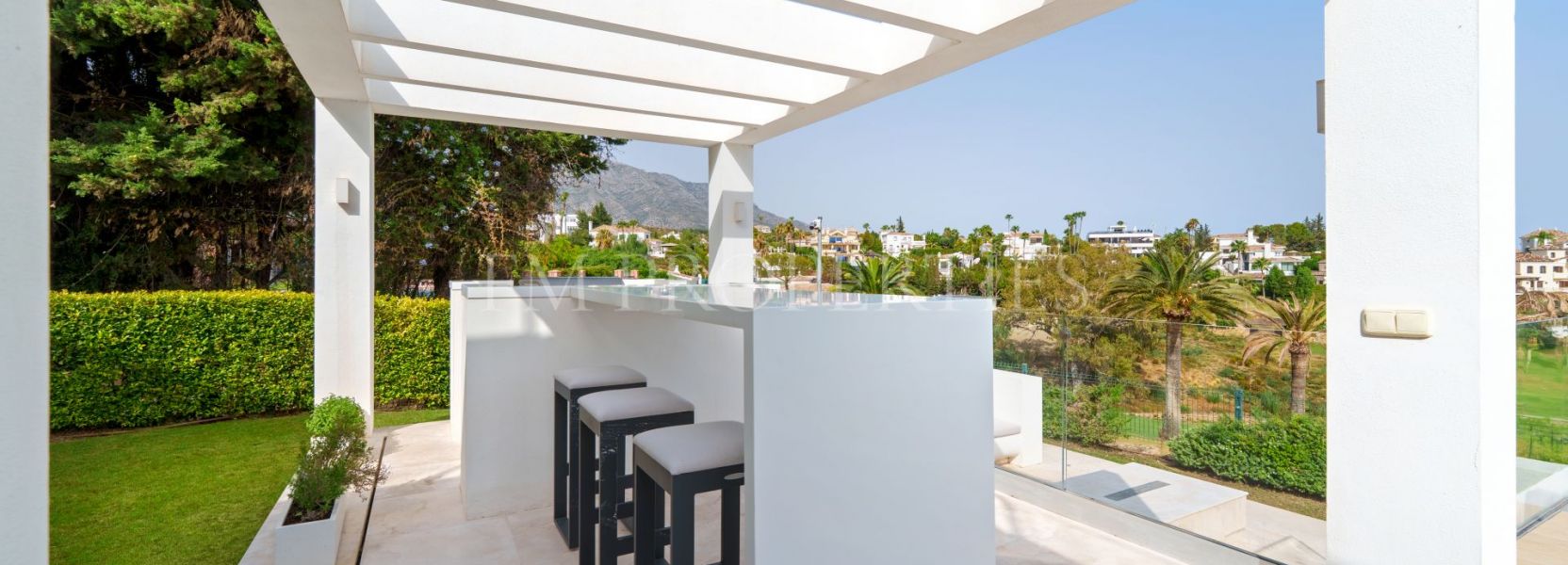 Villa  in Nueva Andalucia, Marbella