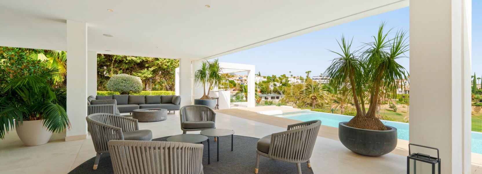 Villa  in Nueva Andalucia, Marbella