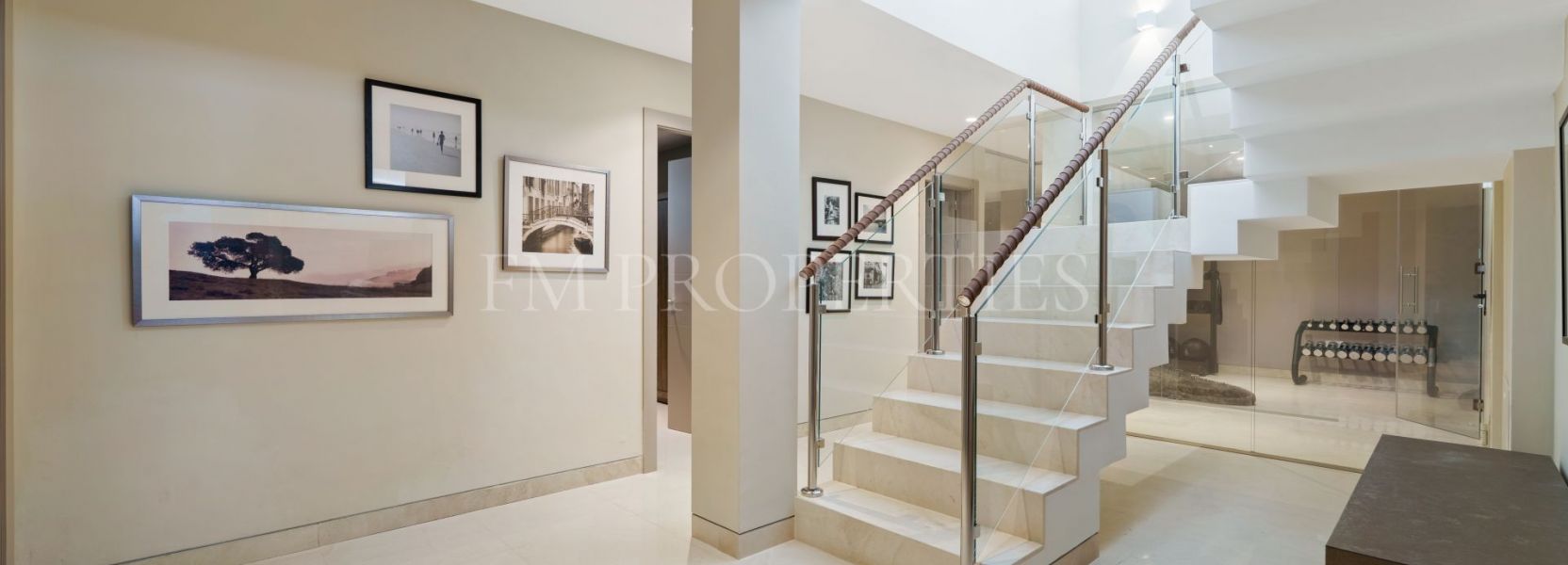 Villa  in Nueva Andalucia, Marbella