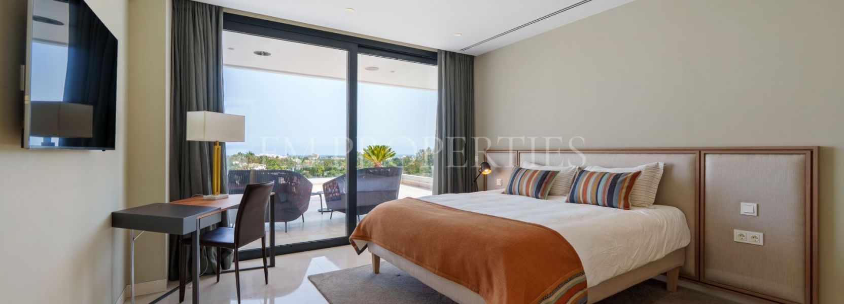 Villa  in Nueva Andalucia, Marbella