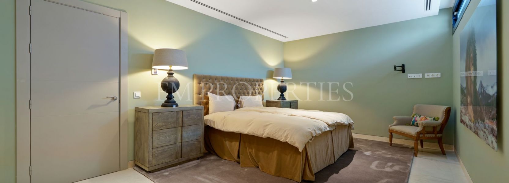 Villa  in Nueva Andalucia, Marbella