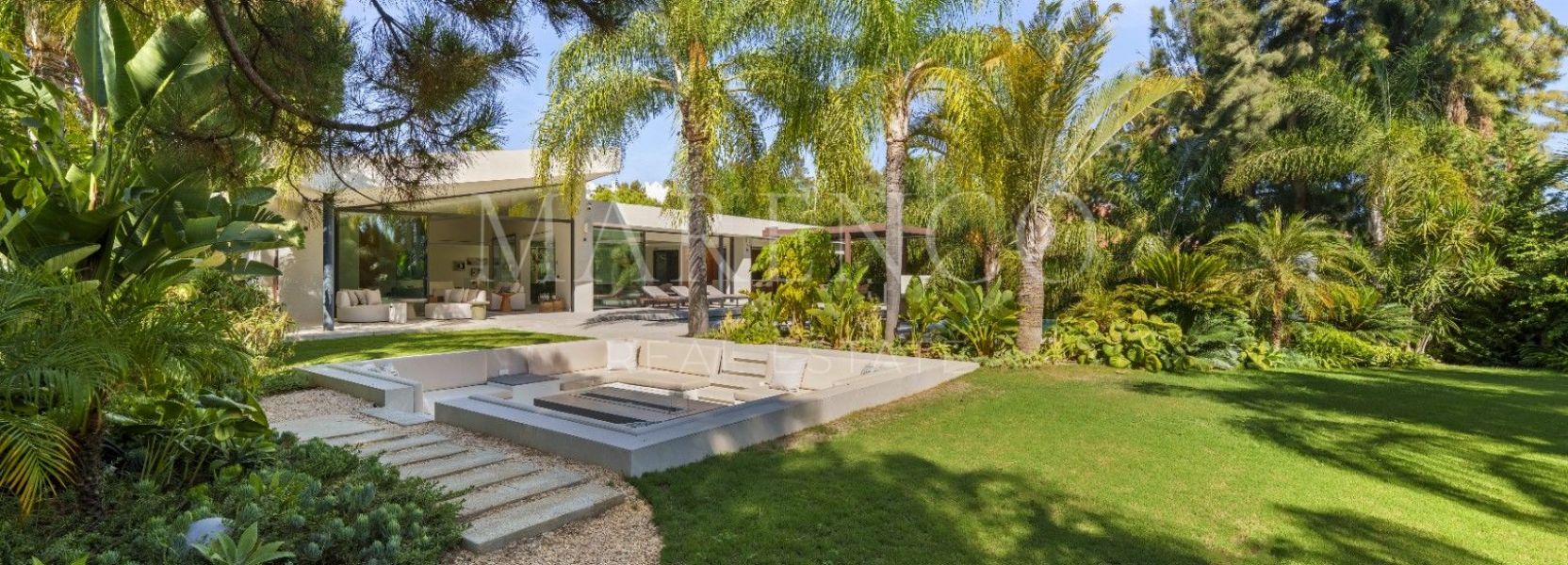 Villa in Las Chapas, Marbella Oost, Marbella