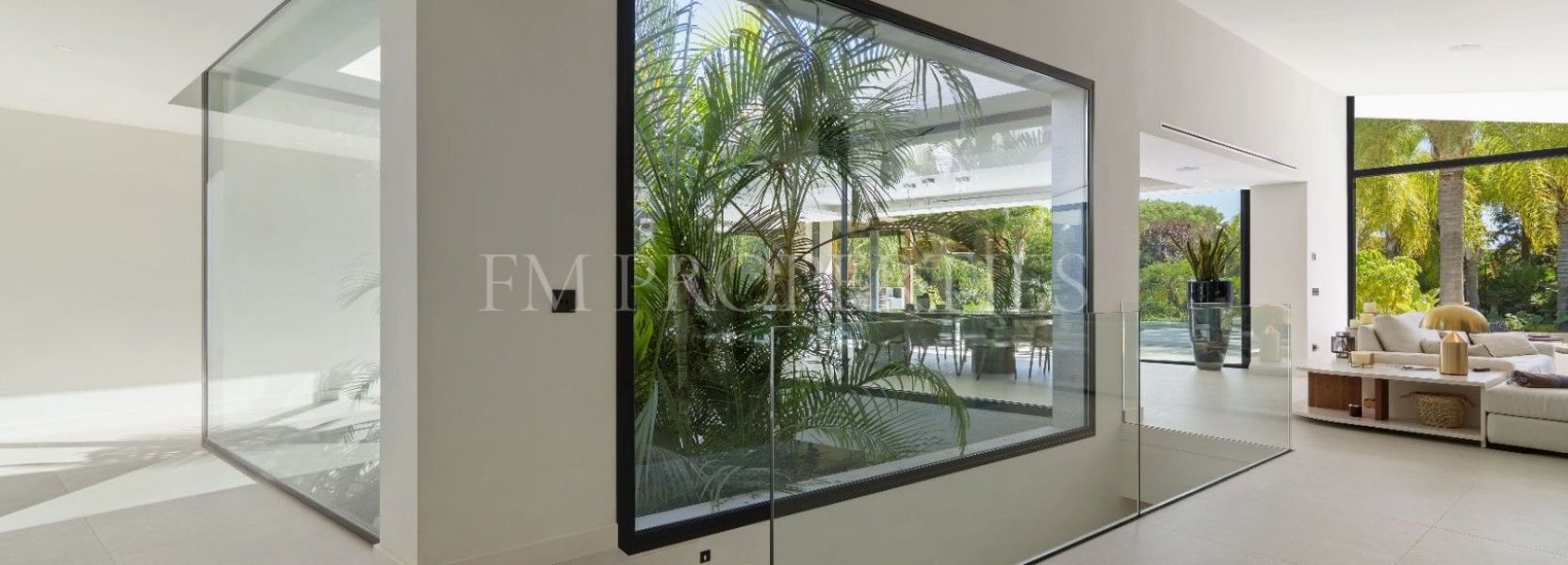 Villa  en Las Chapas, Marbella Este, Marbella