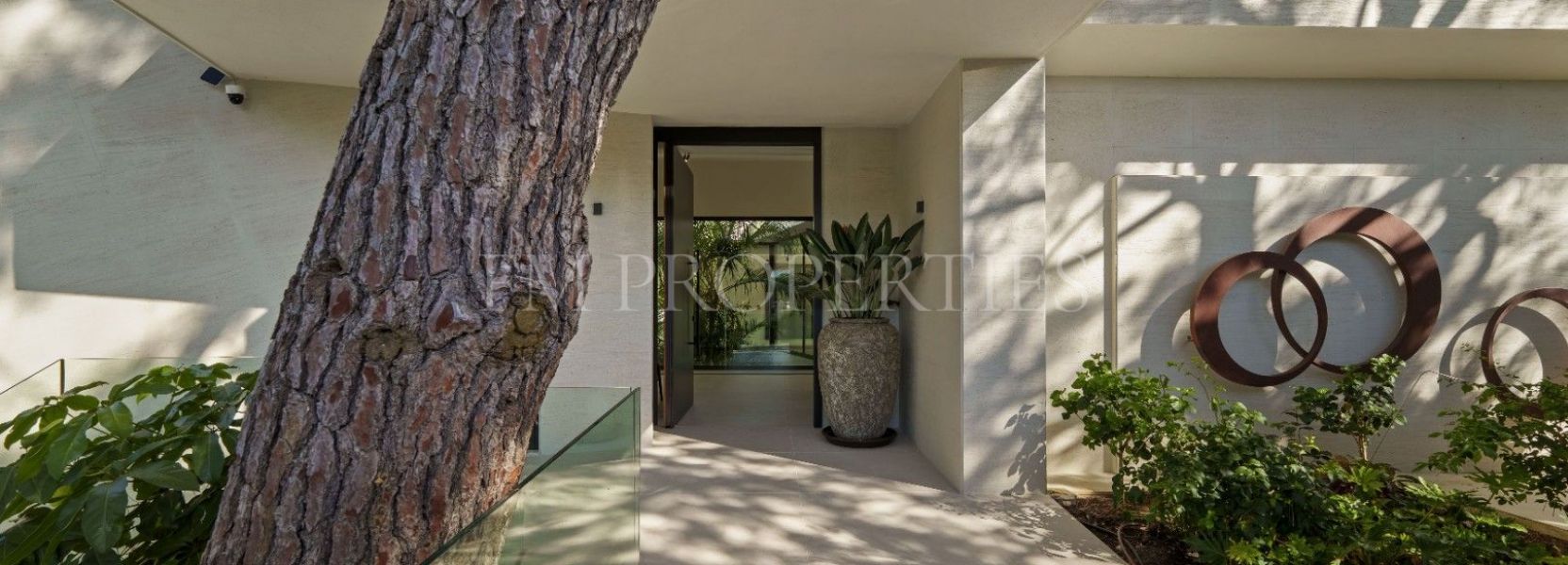 Villa  en Las Chapas, Marbella Este, Marbella