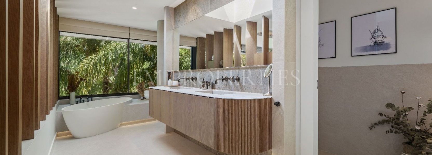 Villa  en Las Chapas, Marbella Este, Marbella