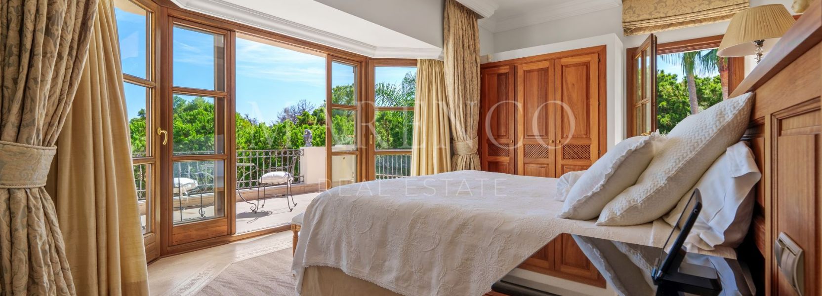 Villa  in Las Lomas del Marbella Club, Marbella Golden Mile, Marbella