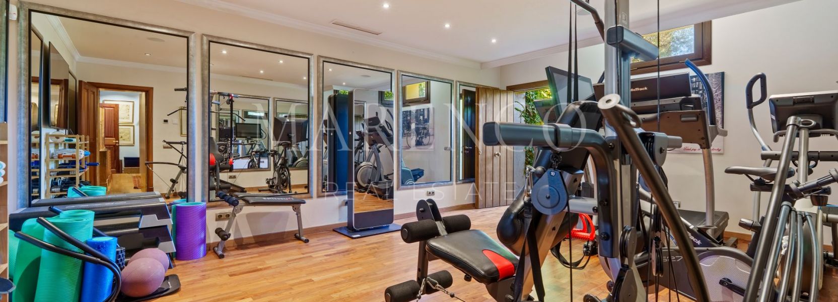 Villa  in Las Lomas del Marbella Club, Marbella Golden Mile, Marbella