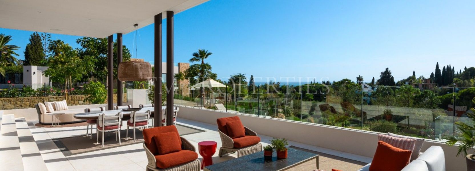 Villa  in Marbella Hill Club, Marbella Golden Mile, Marbella