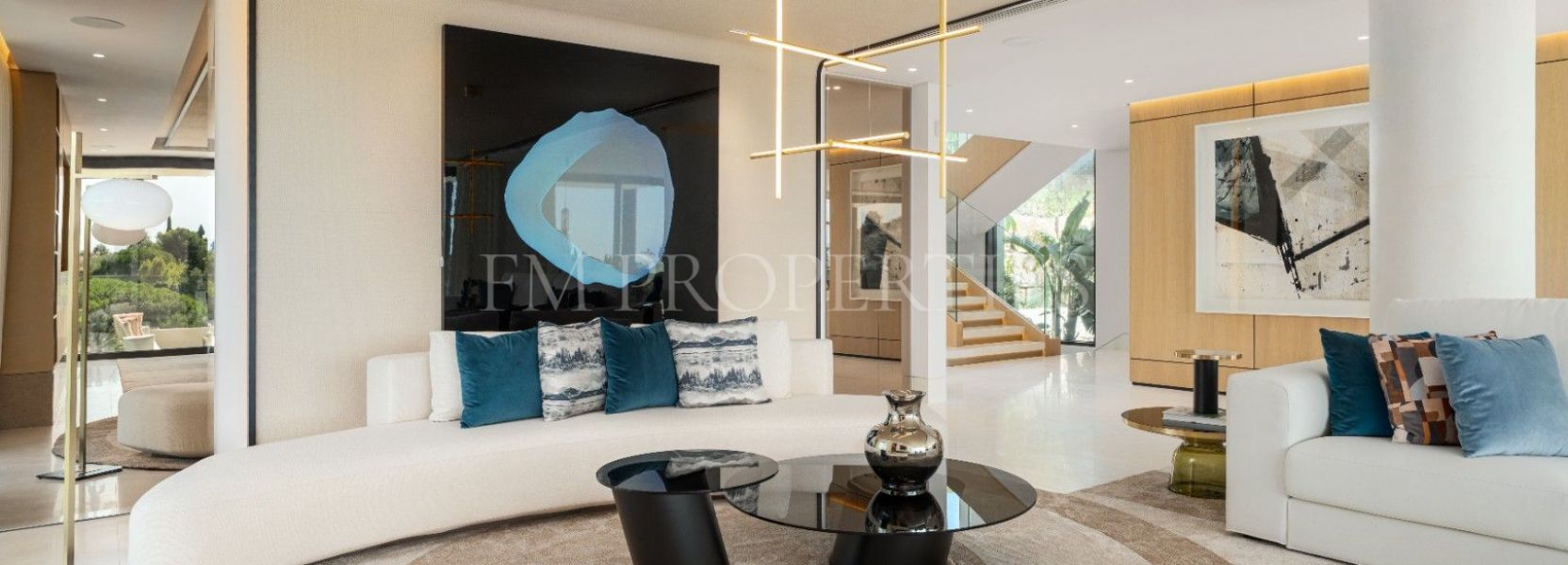 Villa  in Marbella Hill Club, Marbella Golden Mile, Marbella