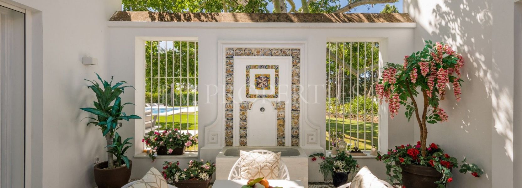 Villa  in La Cerquilla, Nueva Andalucia, Marbella