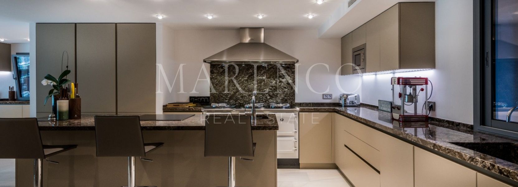 Villa  en La Cerquilla, Nueva Andalucia, Marbella