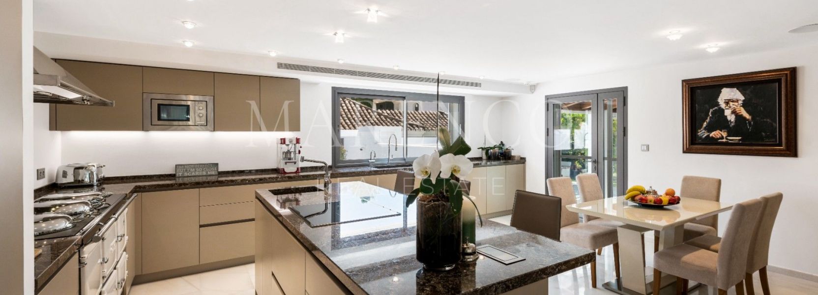 Villa  en La Cerquilla, Nueva Andalucia, Marbella