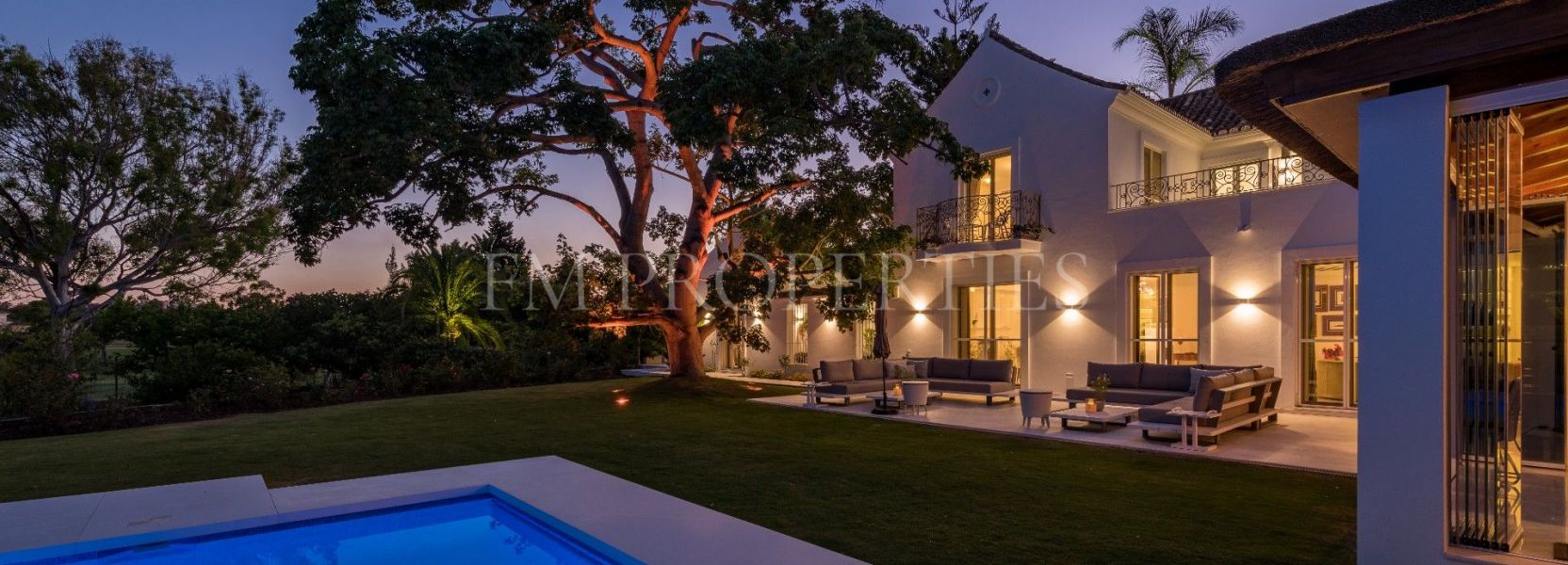 Villa  in La Cerquilla, Nueva Andalucia, Marbella