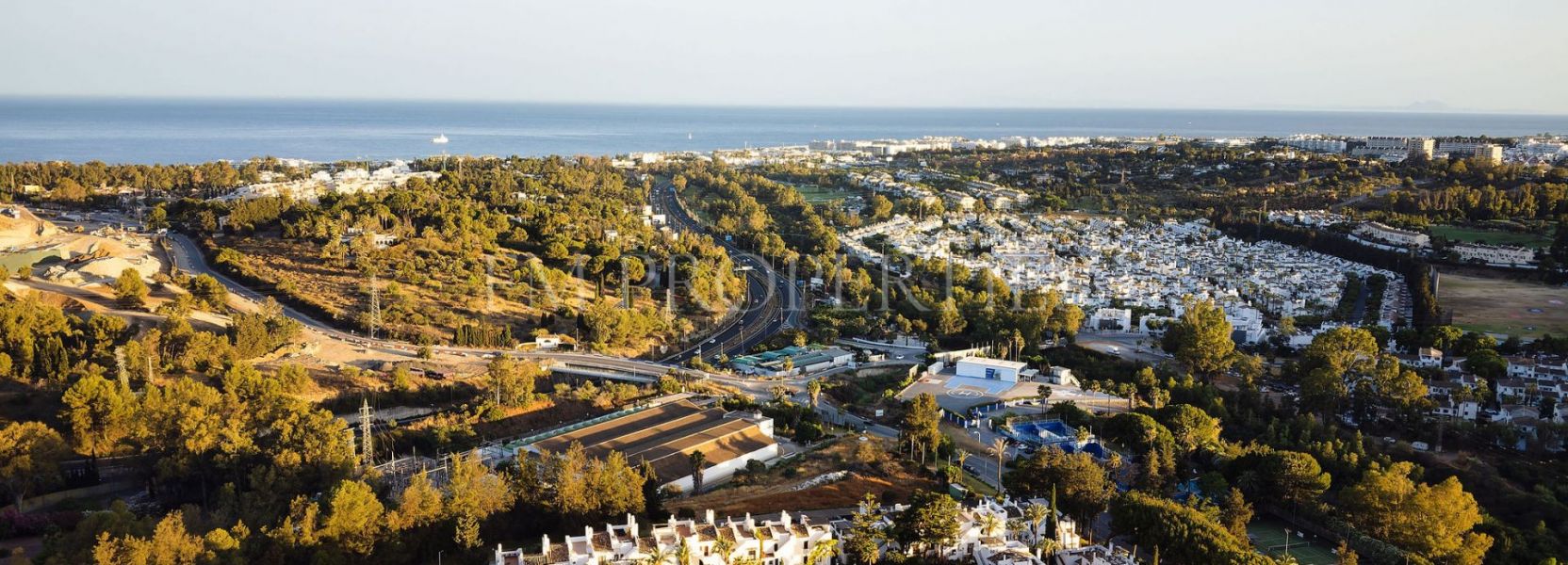 Adosado  en Club Sierra, Marbella Golden Mile, Marbella