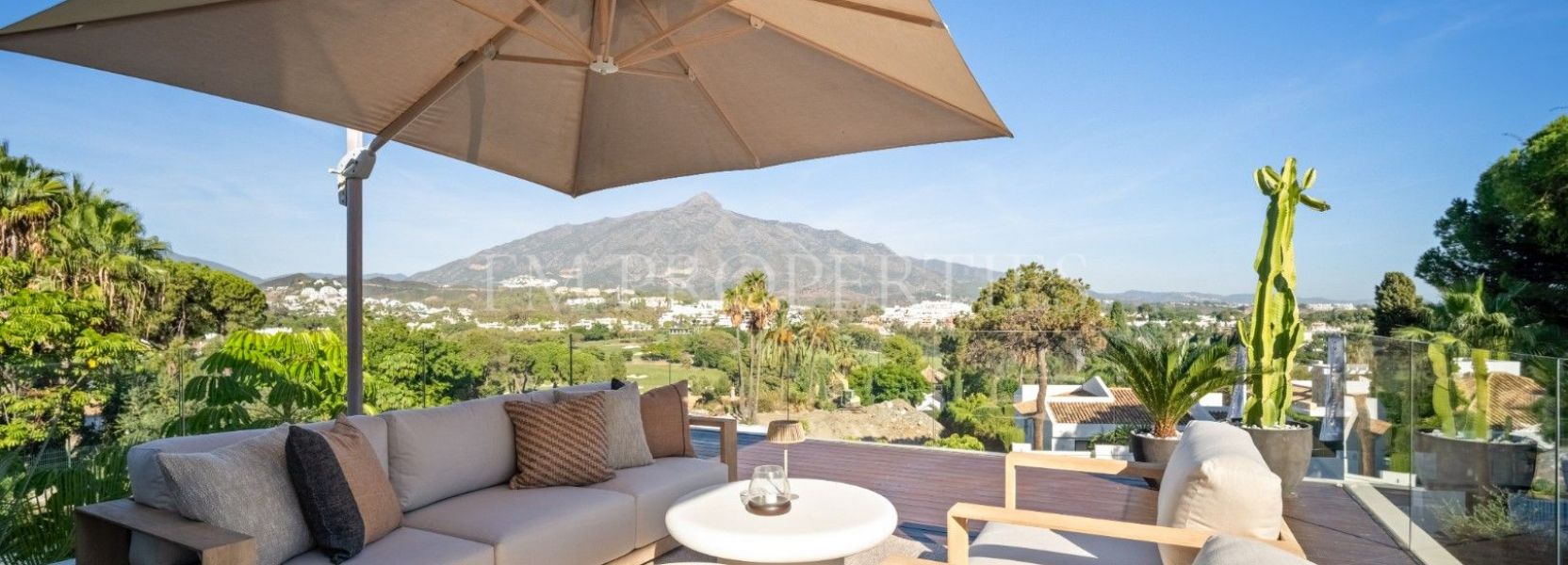 Villa  in Nueva Andalucia, Marbella