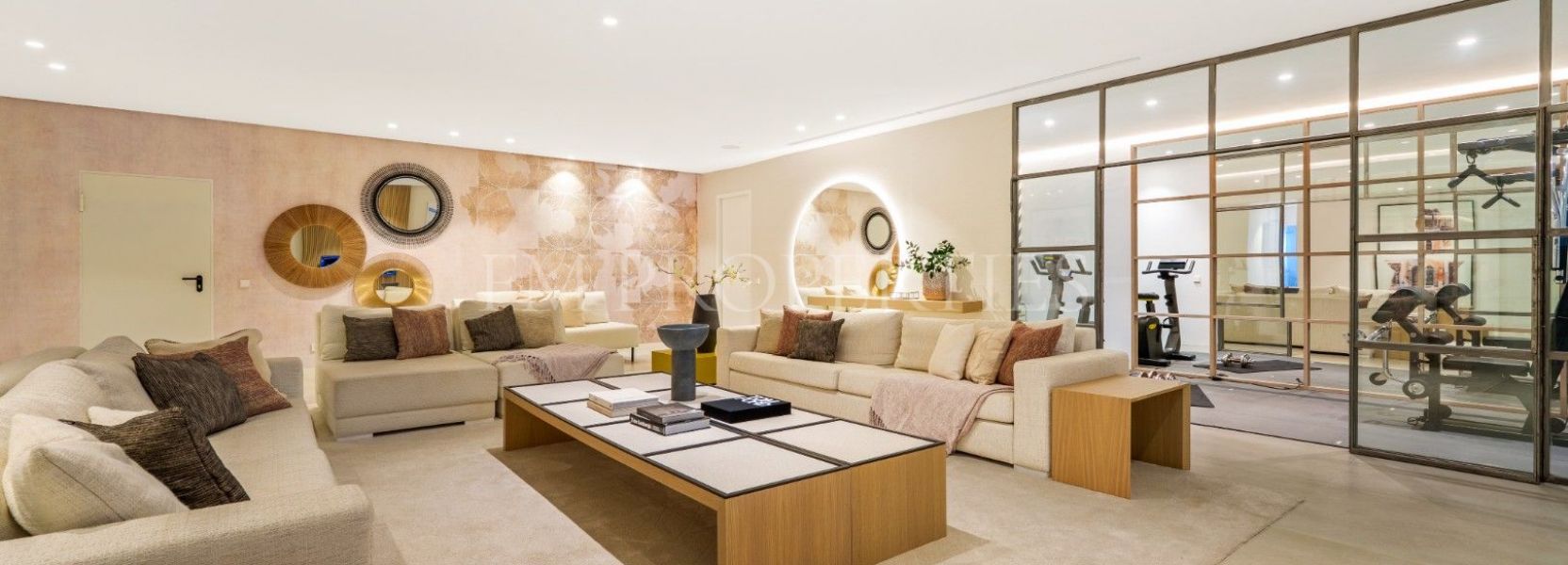 Villa  in Nueva Andalucia, Marbella