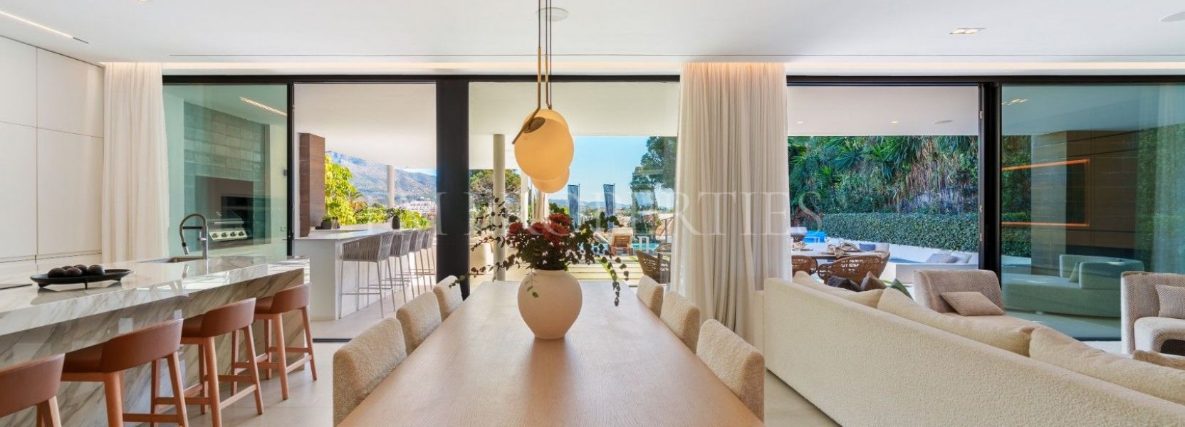 Villa  in Nueva Andalucia, Marbella