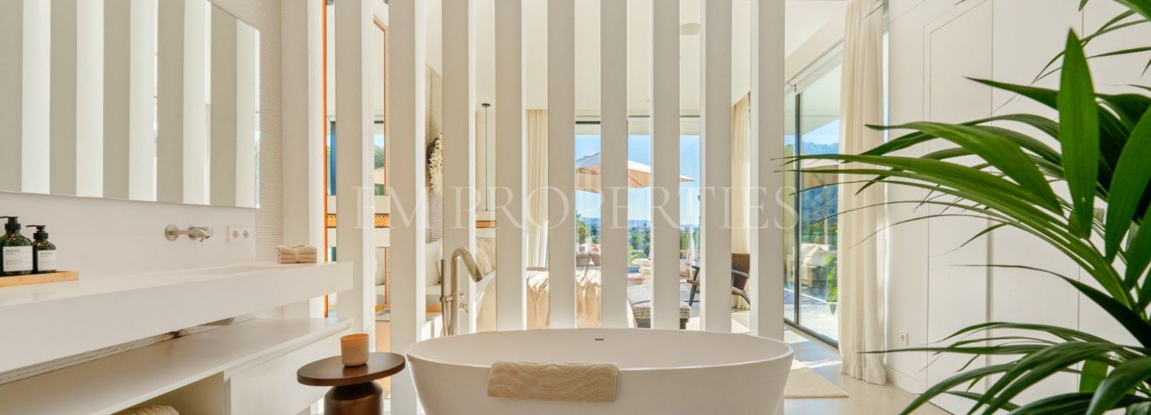 Villa  in Nueva Andalucia, Marbella