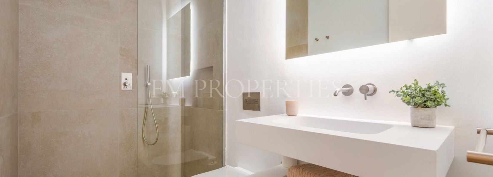 Villa  in Nueva Andalucia, Marbella