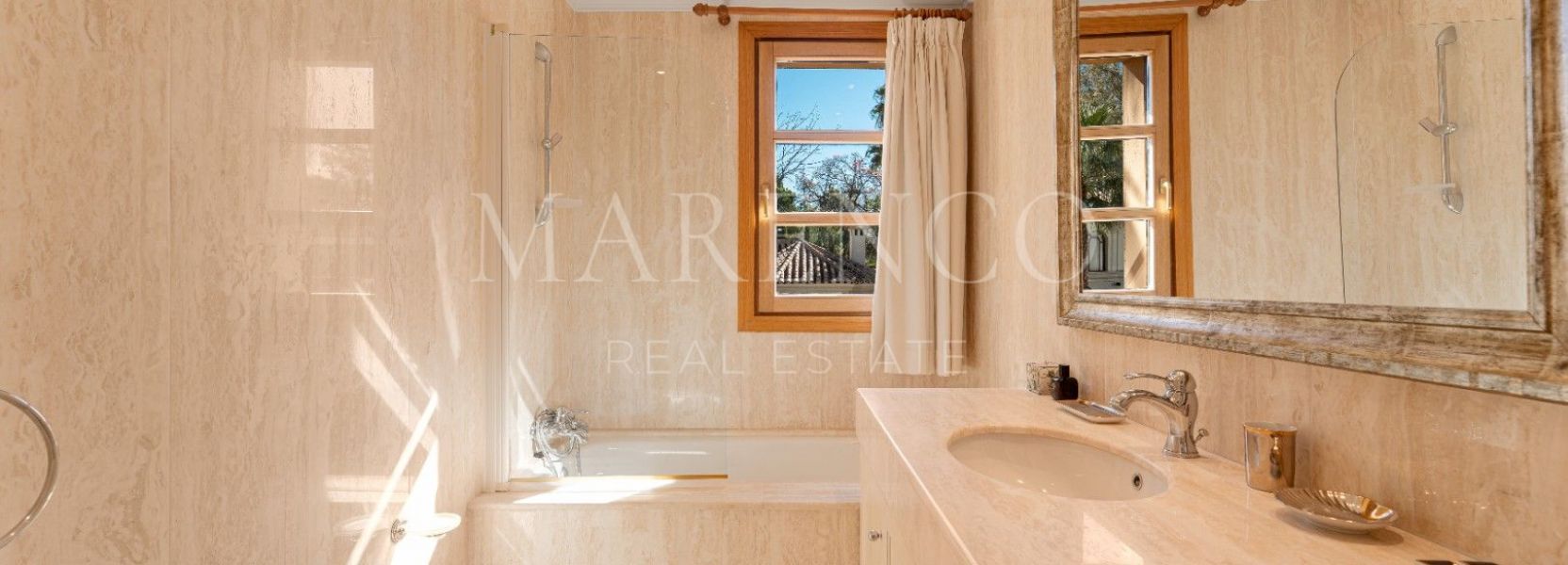 Villa  in Nueva Andalucia, Marbella